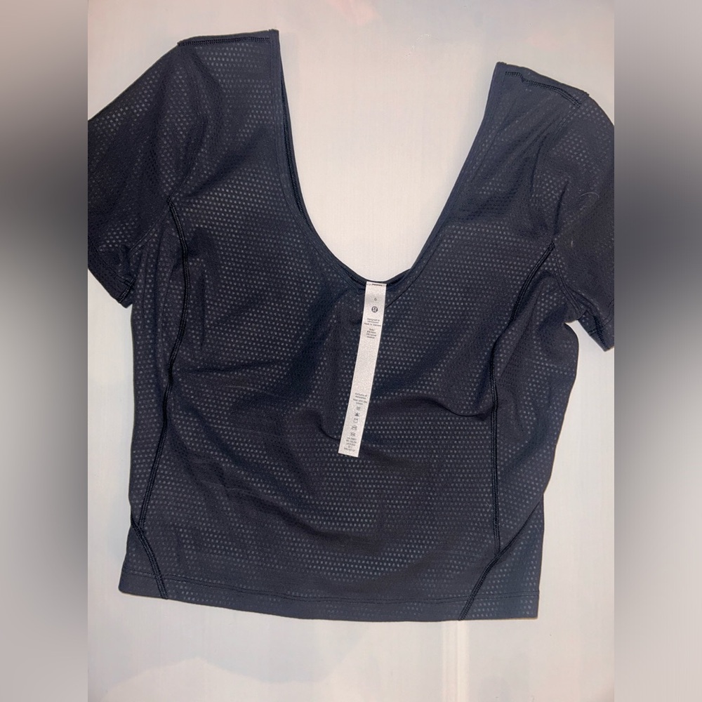 Lululemon T-shirt